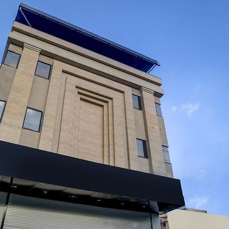 Capital O Abri Krishna Hotel Indore Ngoại thất bức ảnh